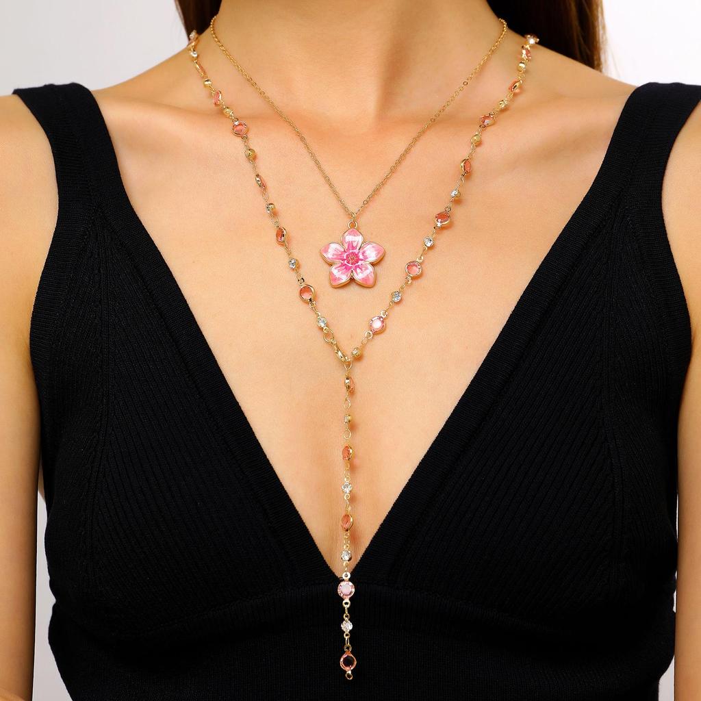 European Floral Gradient Pendant Necklace with Adjustable Snake Chain