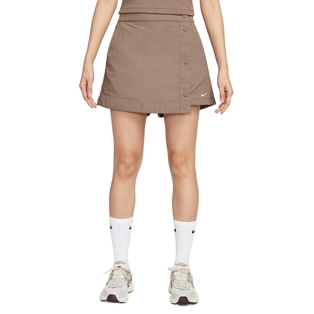Nike Sportbekleidung Essentials Mode Minimalistisch Stilvoll Lässige Shorts Damen Shorts Nerzbraun HM6980214