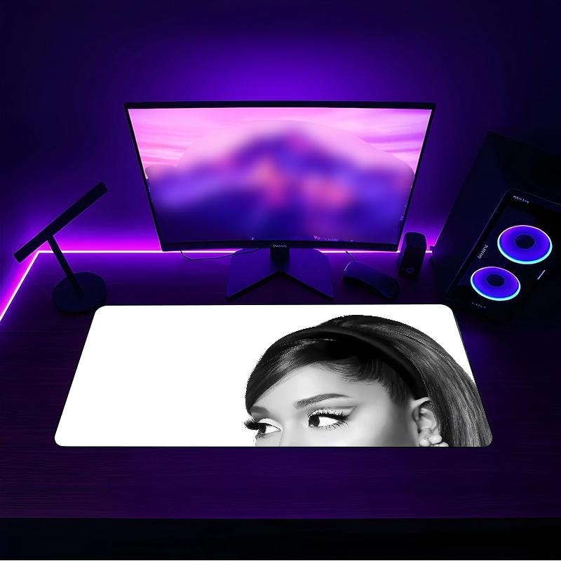 Ariana Grande (14) Mouse pad with a non slip rubber base suitable for home offices and an ideal gift for gamers