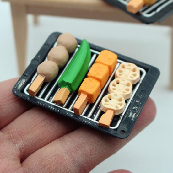 Mini Grill Skewer Set Miniature Food BBQ Accessories Resin Mini Grilled Sausage Grill Tray Seasoning Bottles for 1:12 Scale Miniature House And Dolls