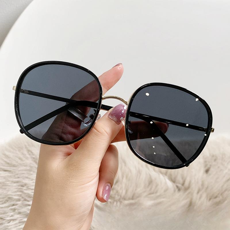 

Женские солнцезащитные очки в корейском стиле, высококачественные уличные фотографии Ins, поляризованные солнцезащитные очки с защитой от УФ-излучения, Douyin в одном стиле