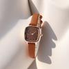 Vintage Ladies Quartz Watch With Leather Strap For Everyday And Gift Use