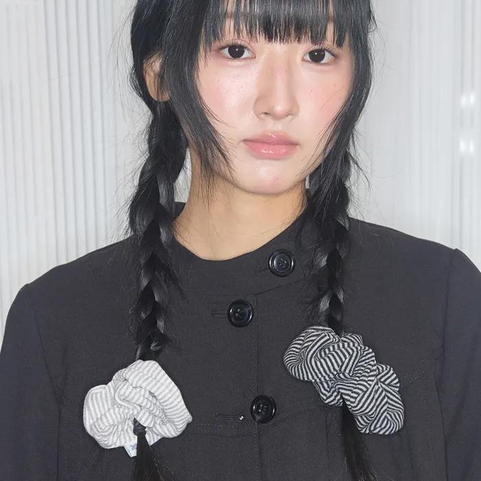 Cozy Stripe Scrunchie Light Grey