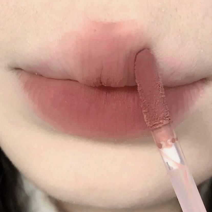 Rich Autumn Vibes Lip Mud: Matte Grey-Pink Velvet No-Transfer Lipstick for Students and Live Broadcasts