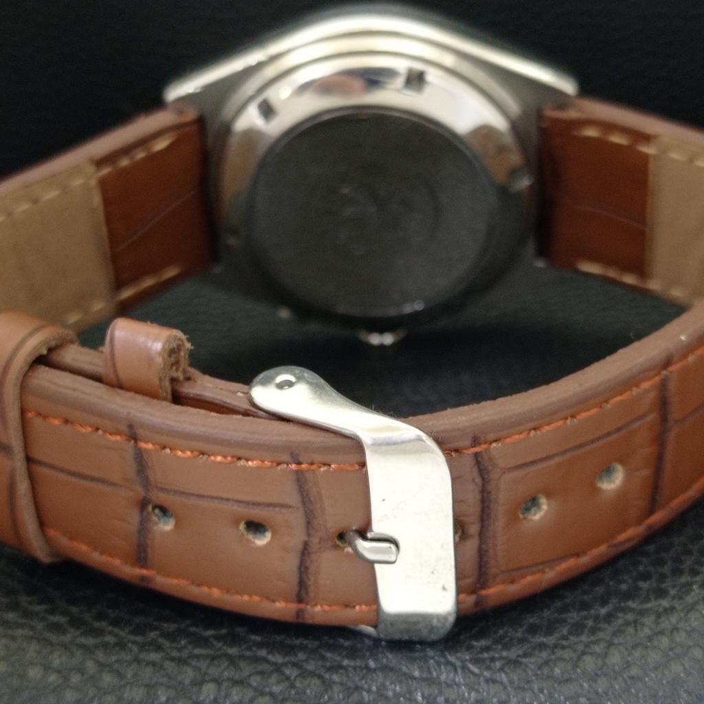 Ricoh R31 AUTOMATIC VINTAGE JAPAN MENS WHITE COLOR DIAL WATCH A701935-5 R207-a701935