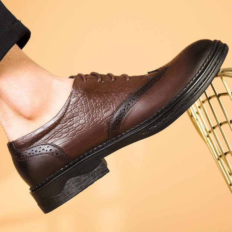 Fashion Business men's leather shoes Breathable comfortable high-quality style Dress up party and Office Luxury outdoor shoes 38-47