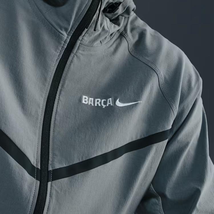 Nike Windrunner F.C. Barcelona Tech Breathable Jacket Men Jacket HM4234-084
