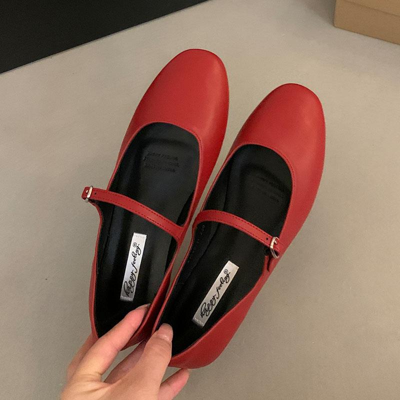 

Мода 2025 Новые Неглубокие Женские Балетки Туфли Женские С Круглым Носком Модная Обувь с Ремешком и Пряжкой Мэри Джейн Женские Балетки 35 красный