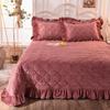 Warm Winter Crystal Velvet Quilted Bedspread with Lace Edge, Cotton-Padded, Double-Sided, Non-Slip Tatami