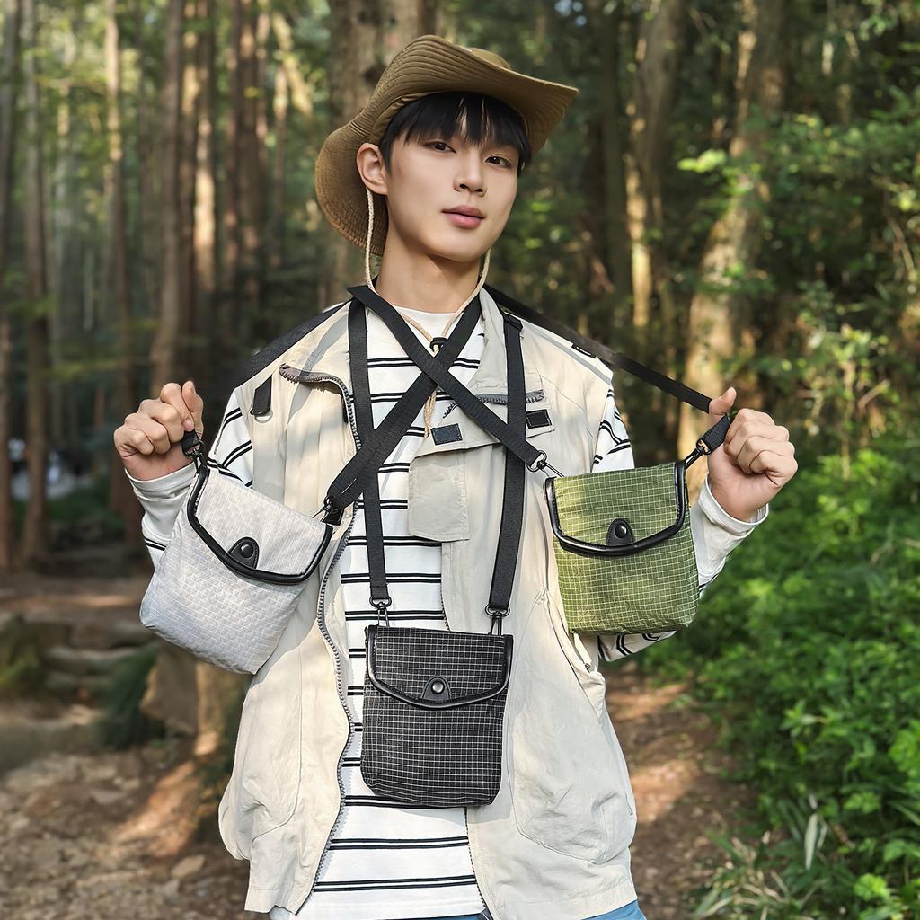 Trendy brand plaid small satchel men's and women's casual shoulder commuter bag travel portable vertical mobile phone bag