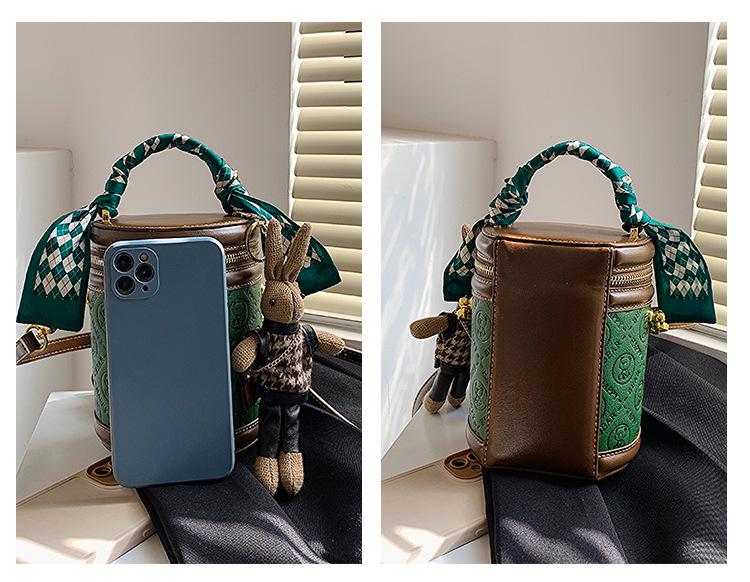 Women's Fashionable Crossbody Niche Cylinder Shoulder Bag