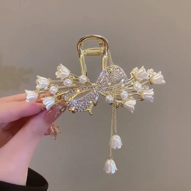 Pearl Flower Tassel Hair Claw Clip Ponytail Hair Clip Shark Clip Korean Exquisite Women Hair Accessories Fashion Headdress