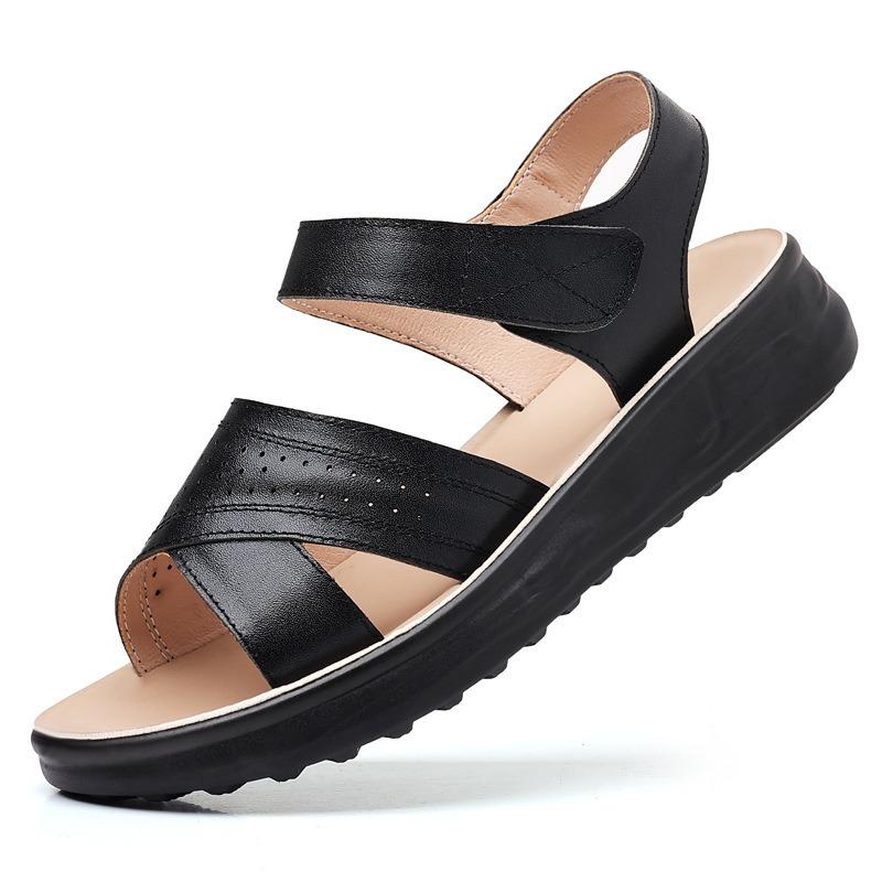 ~~ Women's shoes mother sandals summer new leather non-slip comfortable soft sole medium and old sandals women