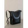 IELGY Fashion One-Shoulder Armpit Bag Commuter Cross-Body Bucket Bag