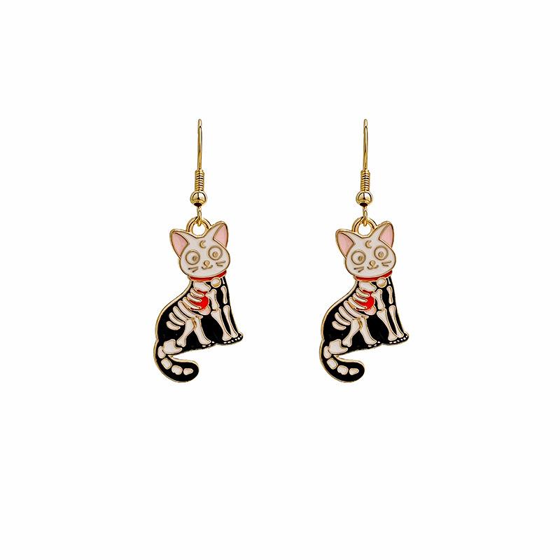 Trendy Quirky Animal Halloween Earrings - Fashionable and Versatile Ear Hooks котенка