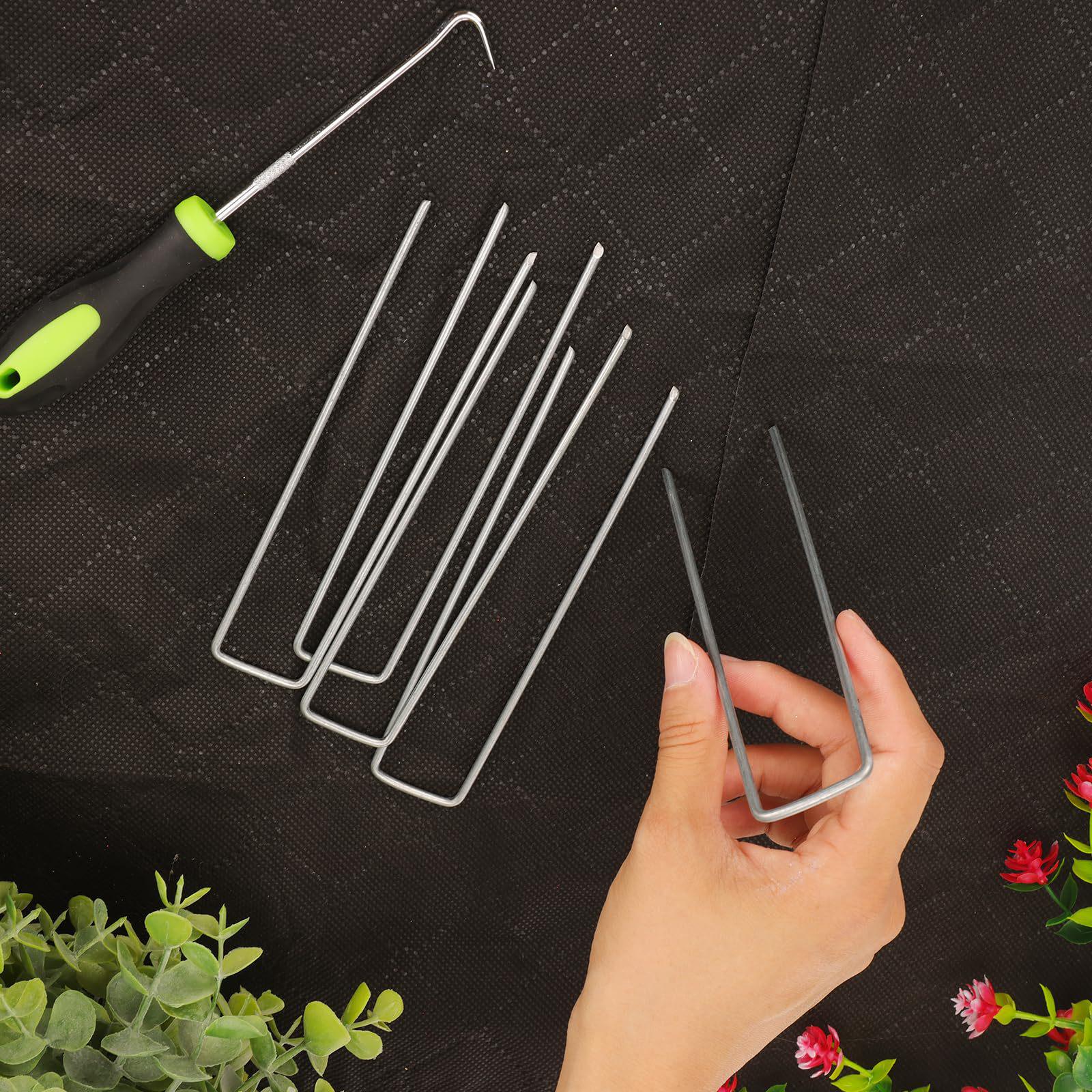 

Galvanized U-Shaped Ground Nails for Lawns, Mulch, and Tents 25 nails + 25 washers