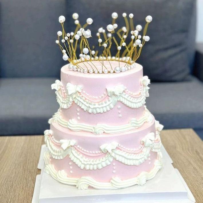 Doppelschichtiges Simuliertes Geburtstagskuchenmodell Dekoration Fälschung Obstkuchen Muster Schmuckstücke Bankett Party Auslage Fotografie Requisiten