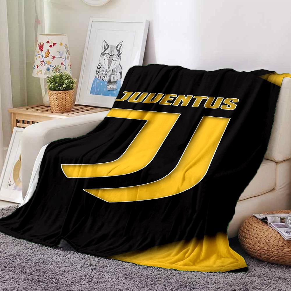 Decke mit Juventus Fußballclub Thema Aufdruck - Perfekt für Sofa, Bett, Reisen & Outdoor | Maschinenwaschbar, Gemütlich & Langlebig.