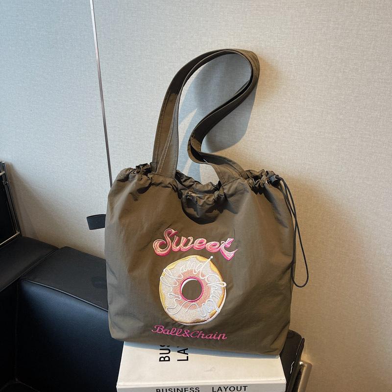 Süße Dame Schultertasche mit großem Fassungsvermögen leichte Reise Nylon-Tasche Umweltschutztasche vielseitige Donut-Tragetasche