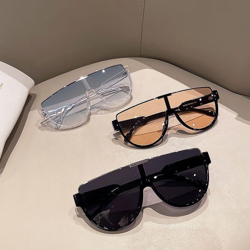 High-End Brown Full Rim Retro Sunglasses - European & American Celebrity Style