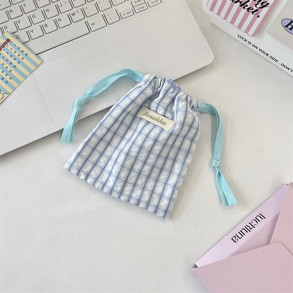 Travel Cosmetic Organizer With Printed And Drawstring Design For Makeup And Skincare Storage