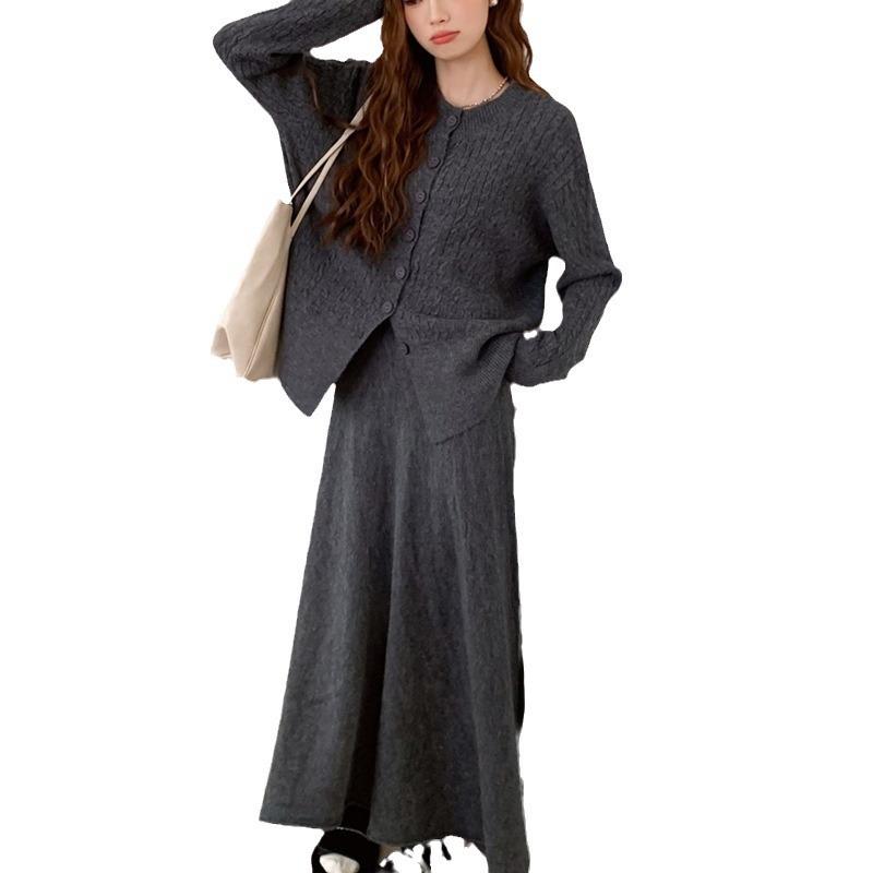 

Трикотажный полуторный костюм с юбкой для женщин, осенне-зимний свитер в стиле ленивой закрутки, кардиган, топ One size серый