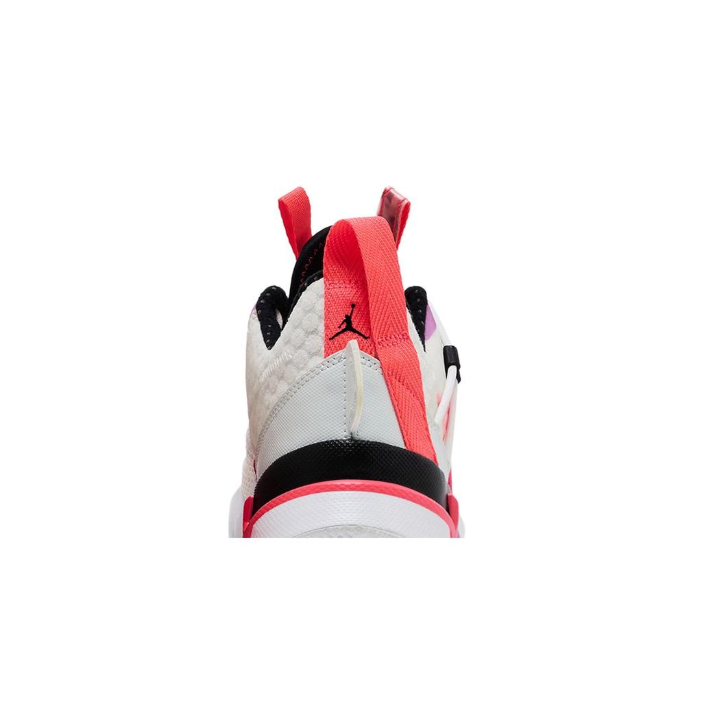 Air Jordan Why Not Zer0.3 SE Grade School 'Flash Crimson' (Unisex) Sail / Spruce Aura / Flash Crimson / Black Kids' Basketball Shoes CN8107 101