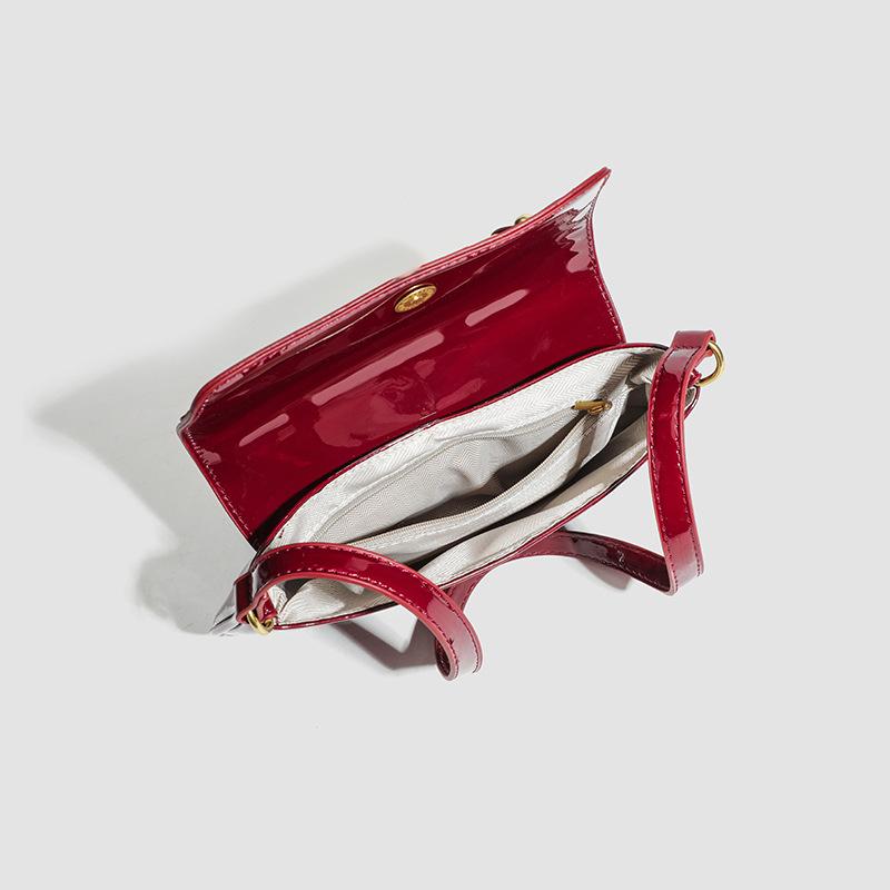 Geantă Populară cu Design de Nișă pentru Femei în Primăvară Geantă Versatilă de Sub Braț Navetă Geantă de Mână cu Un Umăr pentru Femei