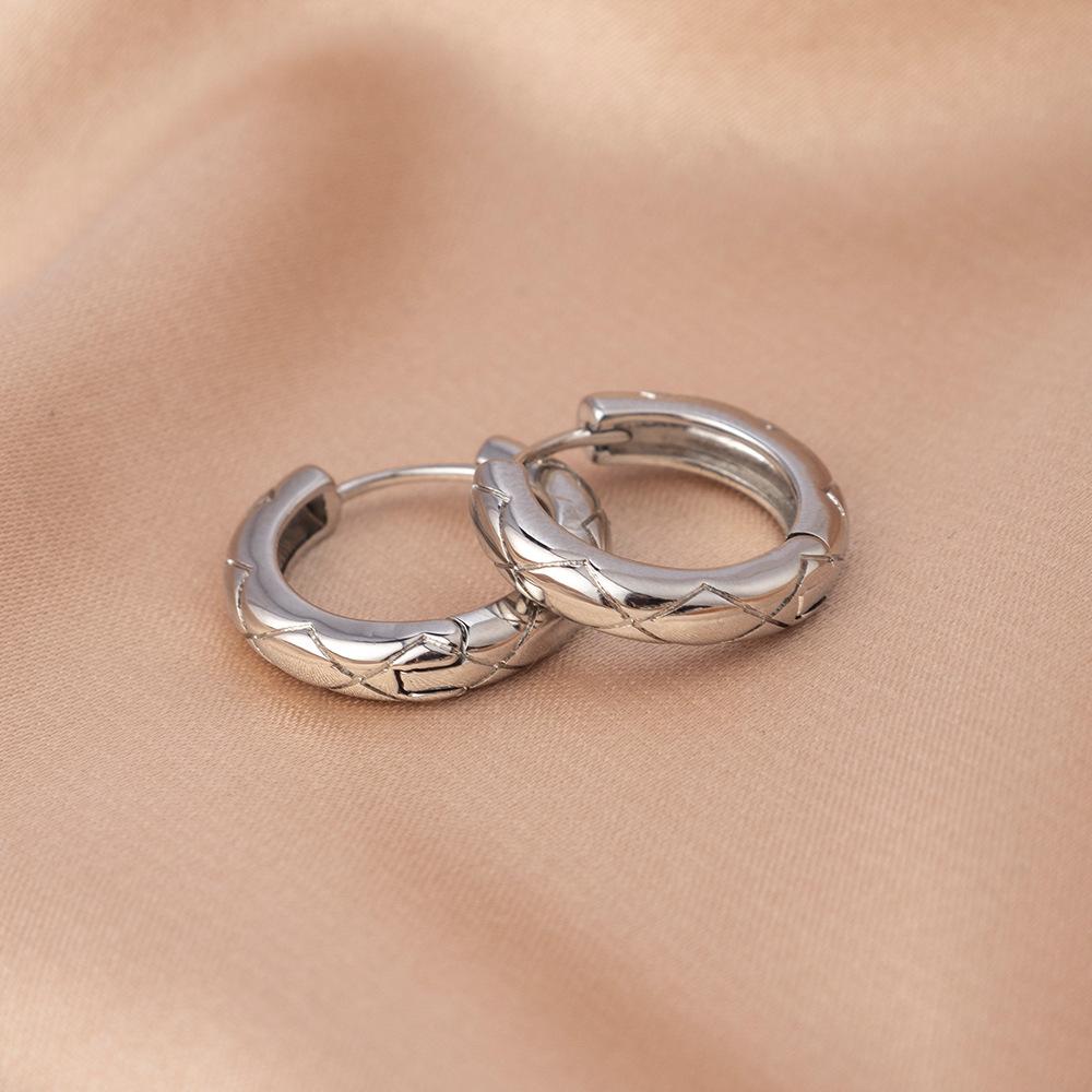 Elegant Silver Hoop Earrings for Women - Light Luxury Statement Design