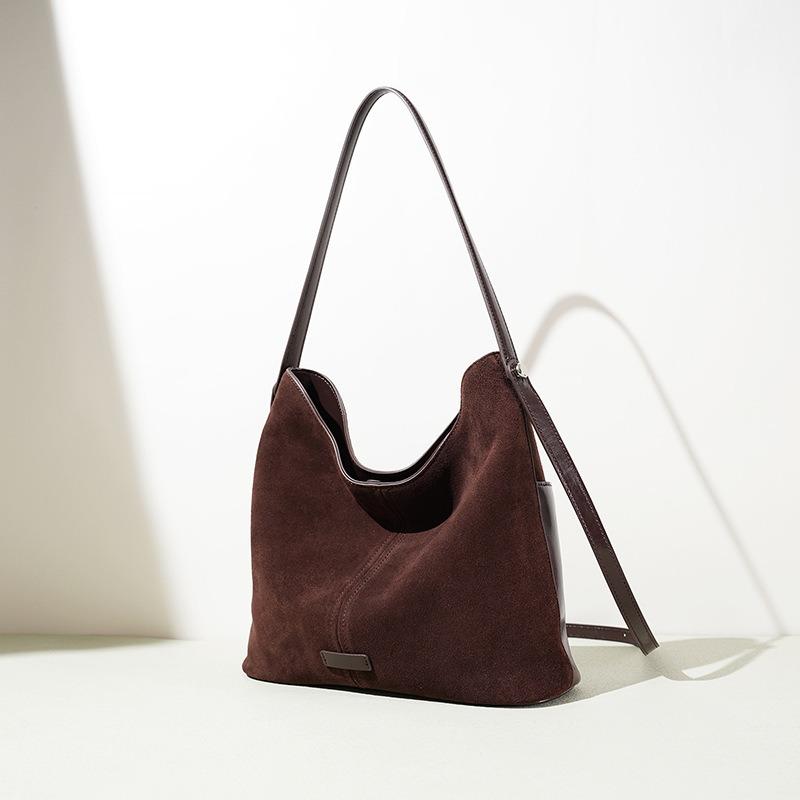 Women's Bag New Large-capacity Bucket Bag Lazy Wind Commuting Retro Fashion Versatile Leather Shoulder Armpit Bag