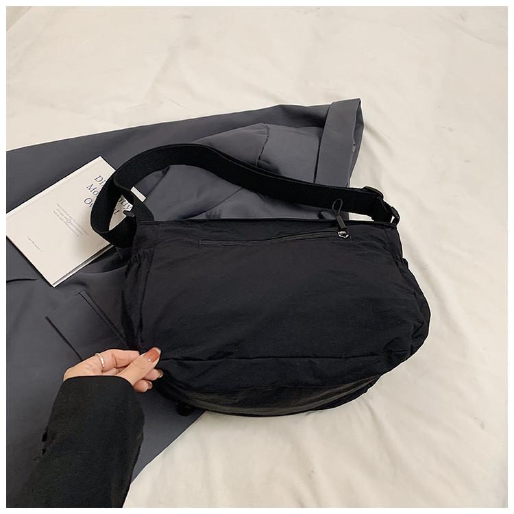 IELGY Lazy Style Large-Capacity Cross-Body Casual Sports Oxford Cloth Tote Bag