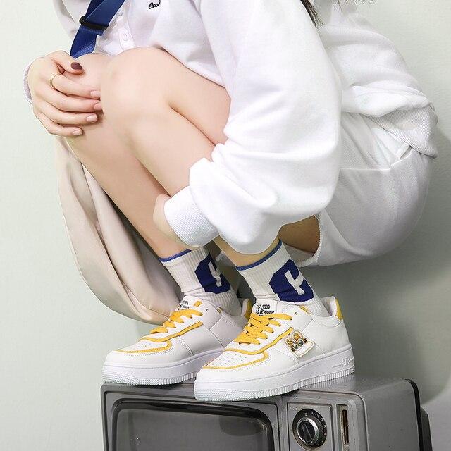 Women Casual Shoes New Spring White Sports Shoes Breathable  Lace-Up Women's Sneakers Fashion Tennis Female Student Shoes