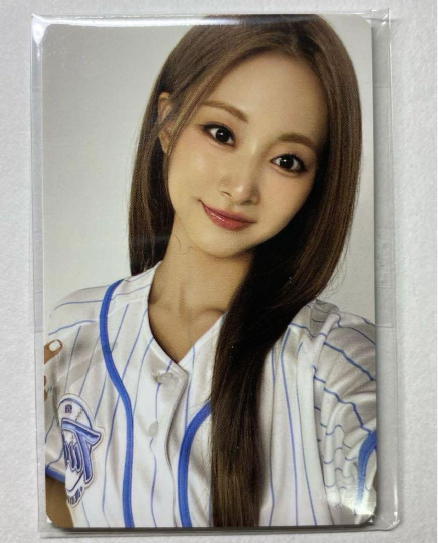 

[ИСПОЛЬЗОВАННАЯ] Карточка униформы TWICE Tzuyu HOME9ROUND