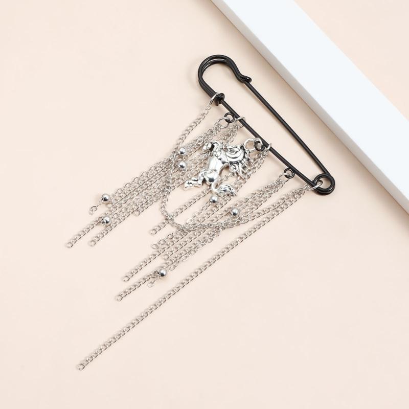 Stylish Tassels Brooch Horse Year Design Geometric Badge Pin Functional Clasp For Outfits And Festive Celebrations