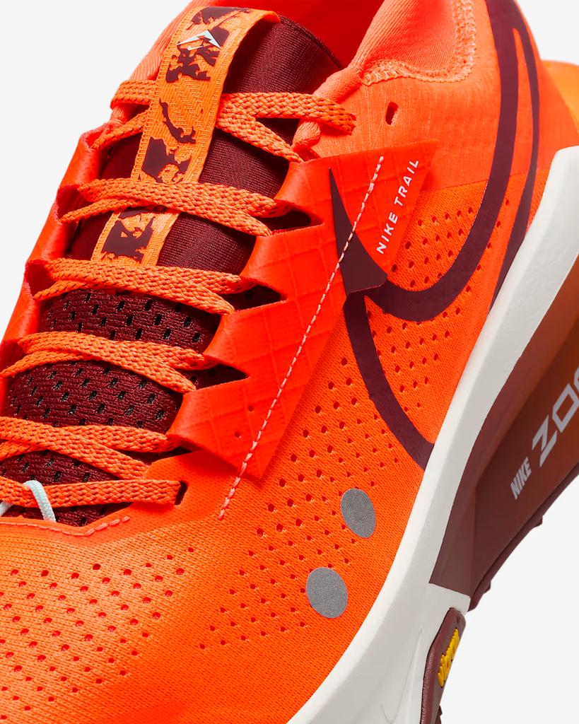 FD5190-800 Nike Zegama 2 Hyper Crimson Glacier Blue Sail Dark Team Red (Men's)