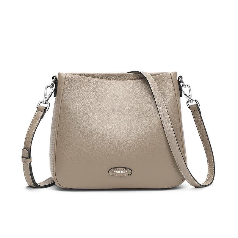 Women's Genuine Leather Crossbody Bag: High-Capacity, Versatile, and Stylish for Spring/Summer 2025