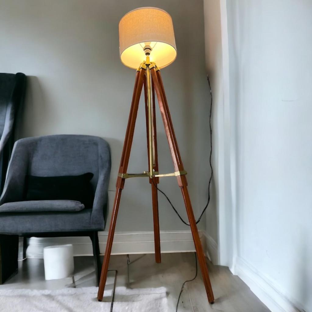 Stativ Stehlampe Poliertes Messing Antikgold Lampe Stehend Holz Braun Verstellbar für Wohnzimmer Ecke, Schlafzimmer, Zuhause, Hotel