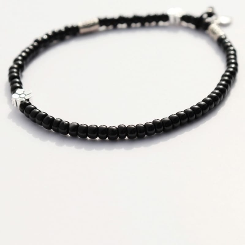 BONBEAU Silver Flower Charms Black Beads Bracelet Silver Flower Charm Black Bead Banding Bracelet