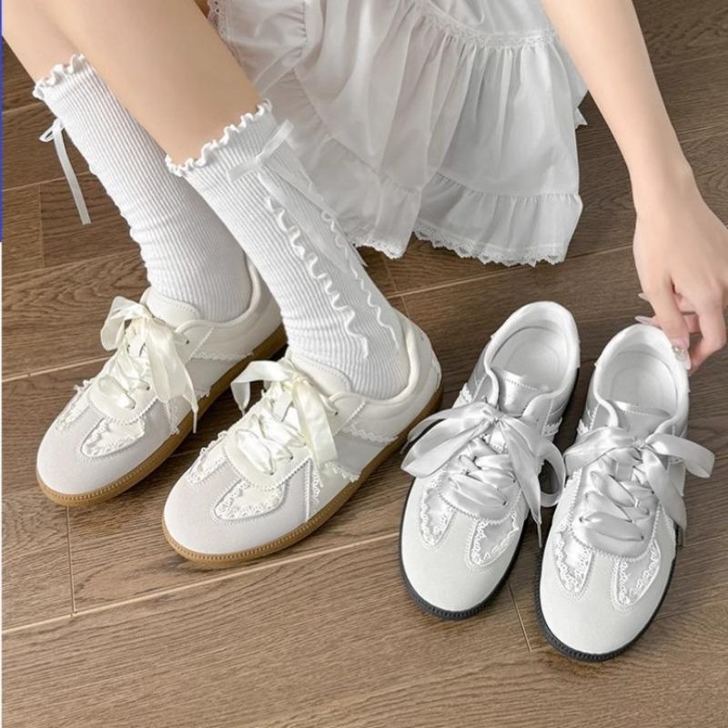 Ballet board shoes women's spring new niche flat-bottomed breathable student casual white shoes