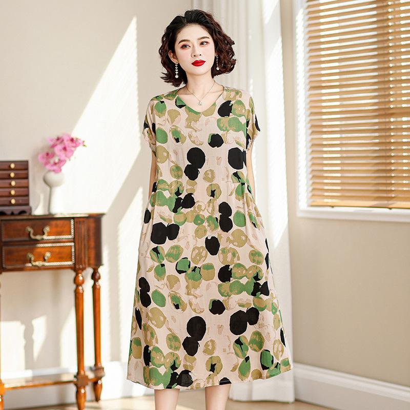 Nouvelle robe en coton et soie mode d'été pour femmes ample grande taille florale coton artificiel coton tempérament jupe moyenne et longue