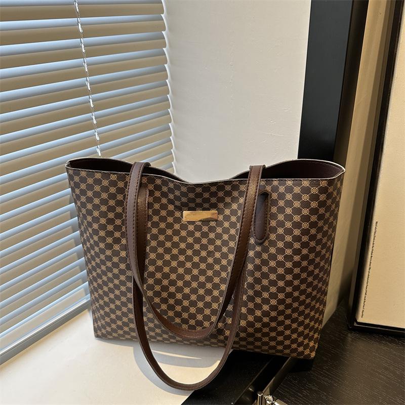 2025 Women's Large Capacity Vintage PU Tote Shoulder Bag