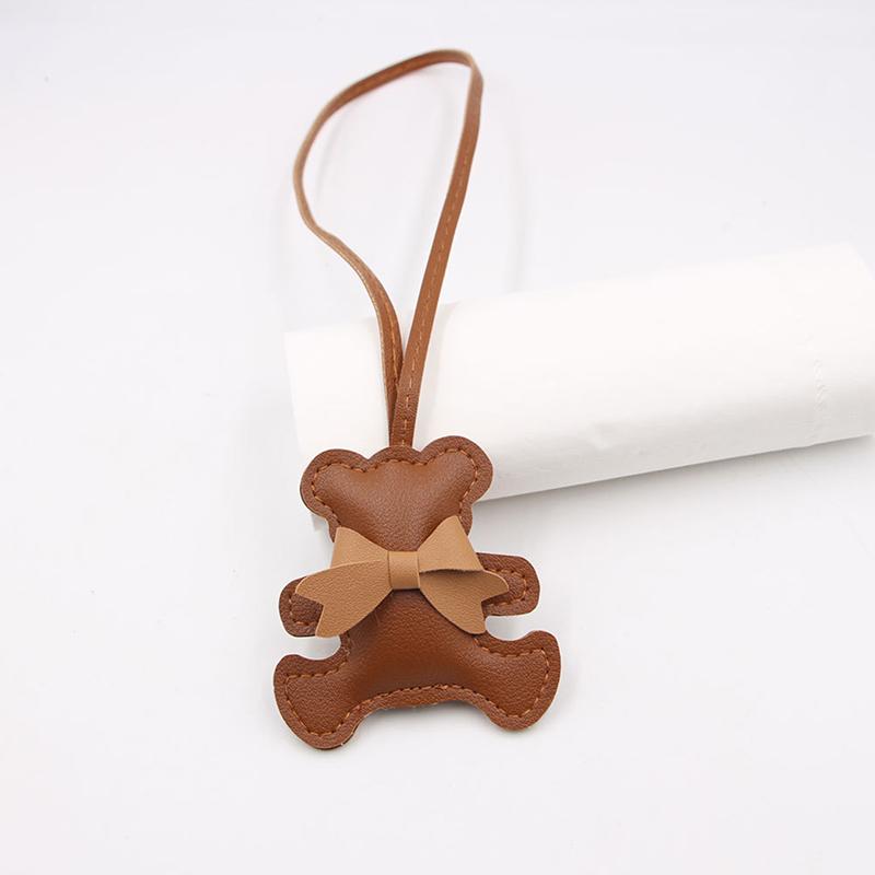 Chaveiros de Urso Fofo Pingente para Bolsa Detalhes Adoráveis de Gravata Borboleta Presente Perfeito Acessório Pingente de Bolsa em Couro Pu