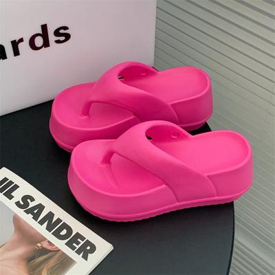 Pantoufles à plateforme roses tendance pour femmes, semelle épaisse, douces, d'été, en EVA, pour femmes, antidérapantes, tongs, confortables, pour l'extérieur, plage