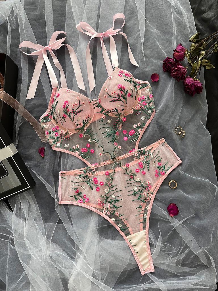Conjunto de una pieza sexy y divertido de malla ultrafina con bordado floral francés nuevo de otoño