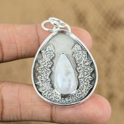 Natural Rainbow Moonstone Gemstone Jewelry 925 Sterling Silver Pendant For Girls