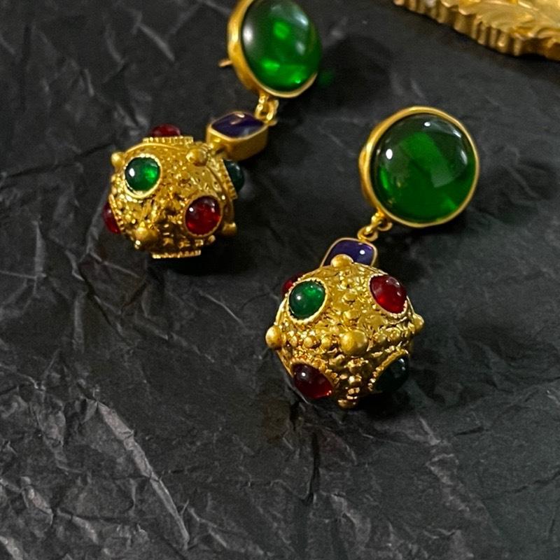 Classic Middle Women Girls Enamel Flower Earrings Ear Clip Vintage Elegant Lady High-end Party Banquet Accessories Jewelry