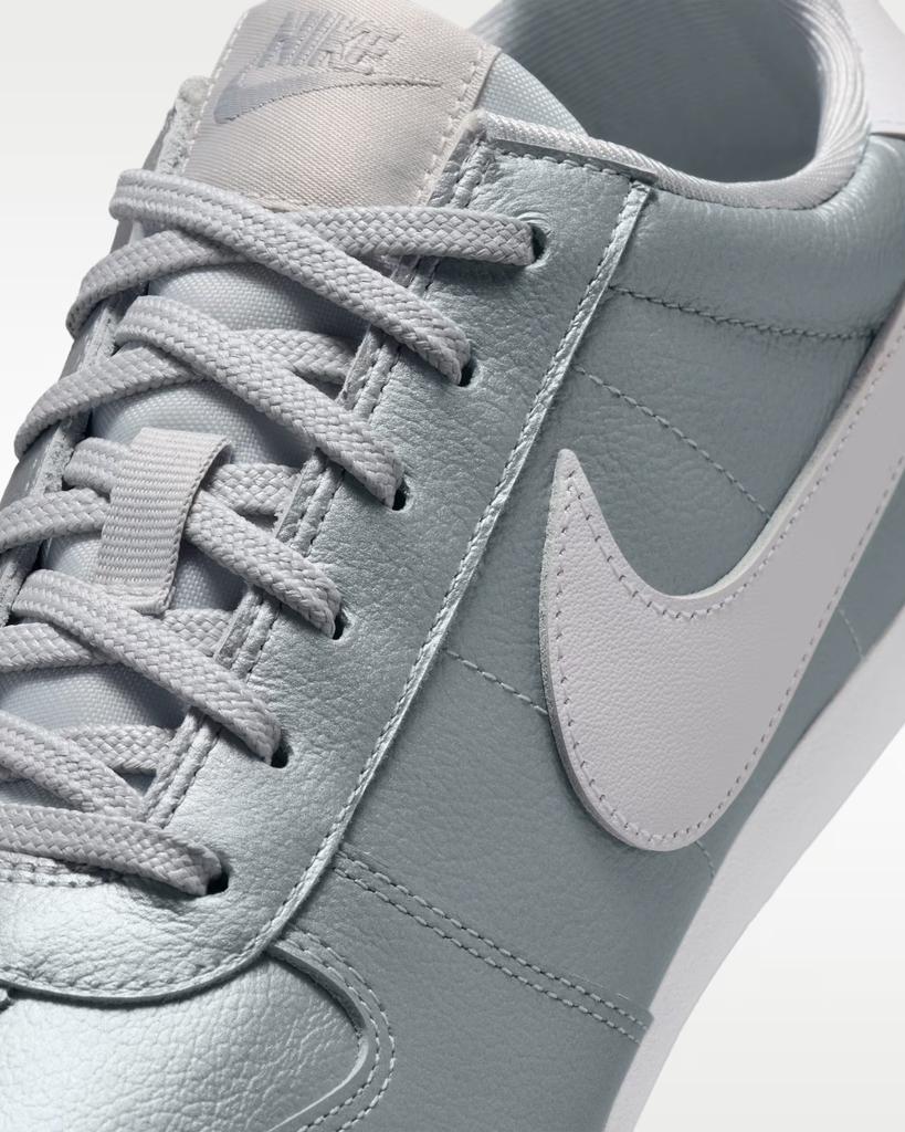 II6984-001 Nike Sprint Sister "Metallic Silver/White" (Women's)