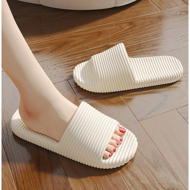 Fashion Crestar Summer Slippers For Women Outdoor Non-slip Soft Bottom Bathroom Shower Slippers Couple New Casual House Flats Sandals