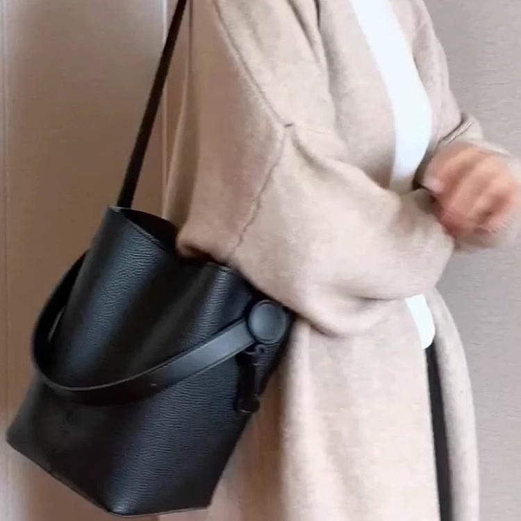 Crossbody Bags, Women's Bags, High-end Texture, Niche Summer Super Soft Water Bucket Bags, and This Year's Popular Commuting Bags