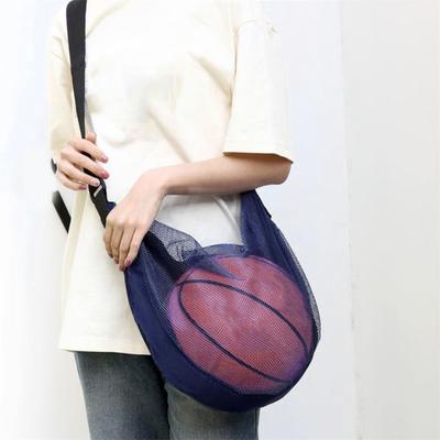 Taška na jeden míč crossbody taška na nošení basketbalu voděodolná se zipem tělocvičná taška přes rameno se síťovanou kapsou nastavitelný popruh pro nošení fotbalu volejbalu